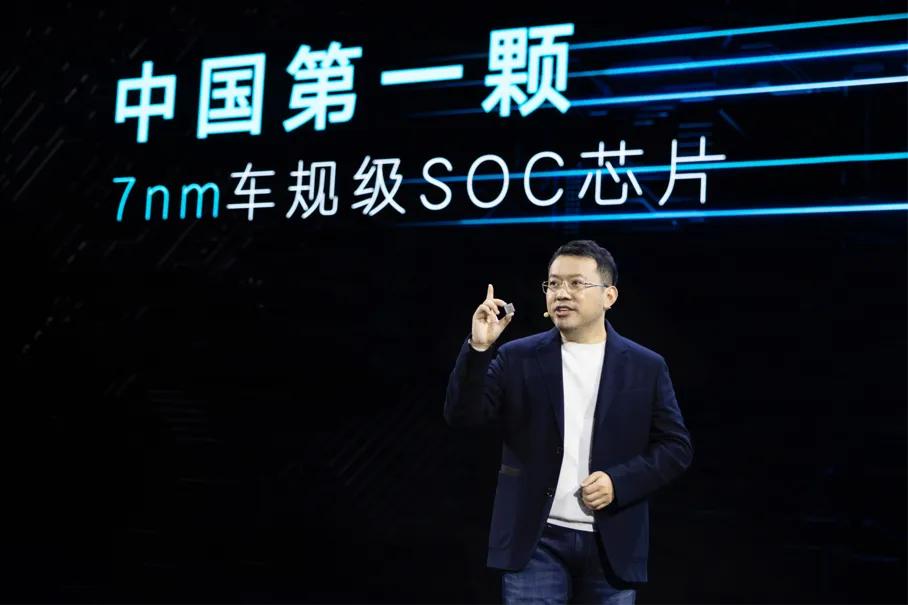致敬中国的“敢为先锋”——美好2022与吉利汽车一起“敢为，做时代中国星”
