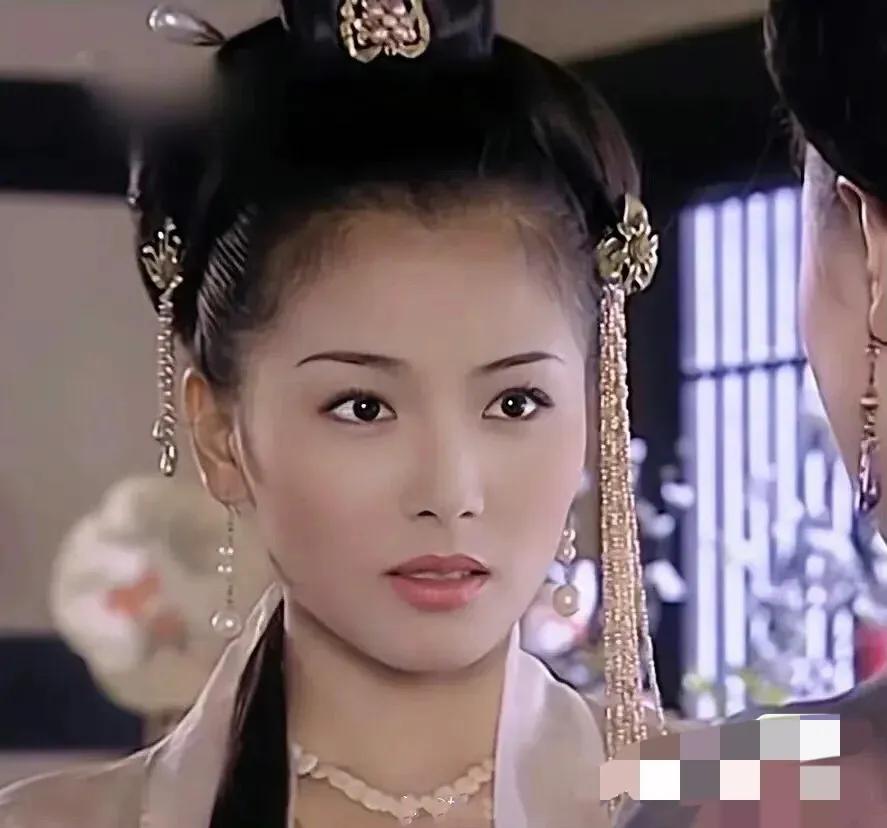 7位白娘子大比拼,最美竟然不是赵雅芝,刘亦菲,李若彤太惊艳