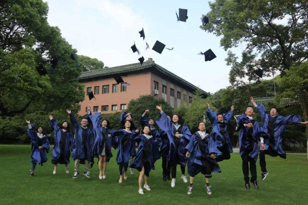 同样都是本科学校，普本和985大学有啥区别？这5点很不一样