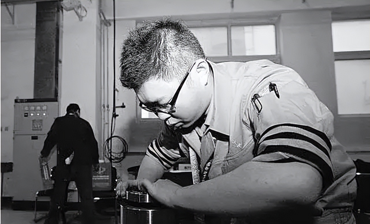 2011年，青海学霸周浩坚决从北大退学去上技校，如今他怎么样了？