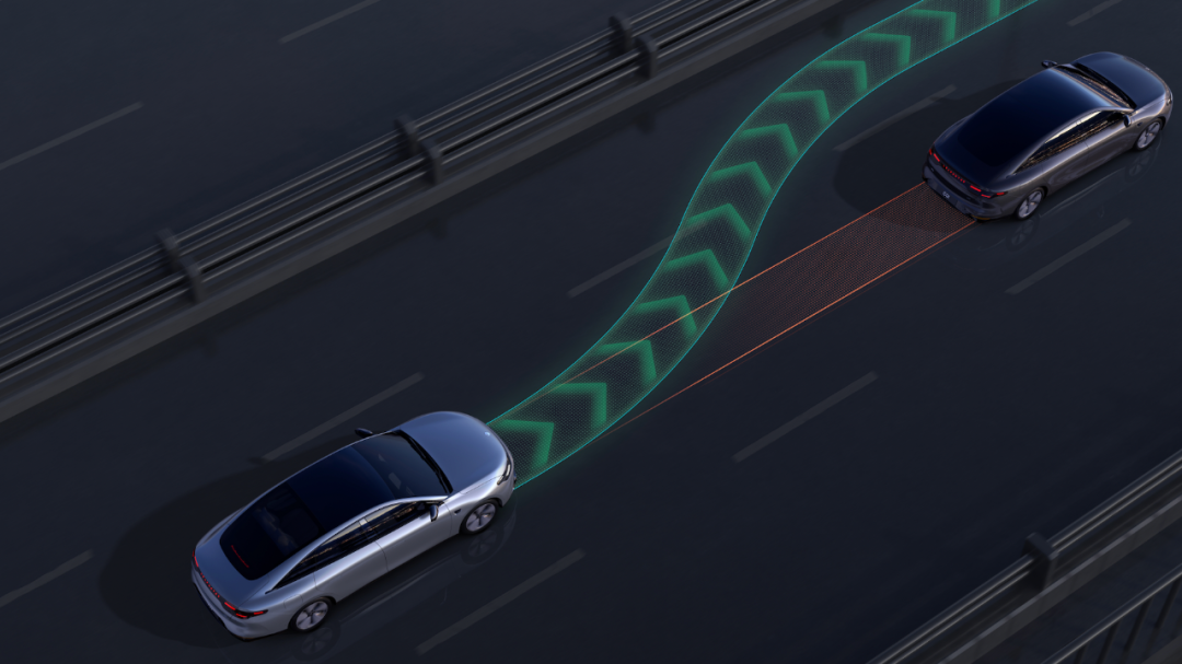 豪華C級純電轎車18萬起售！車中小米，杭州上路