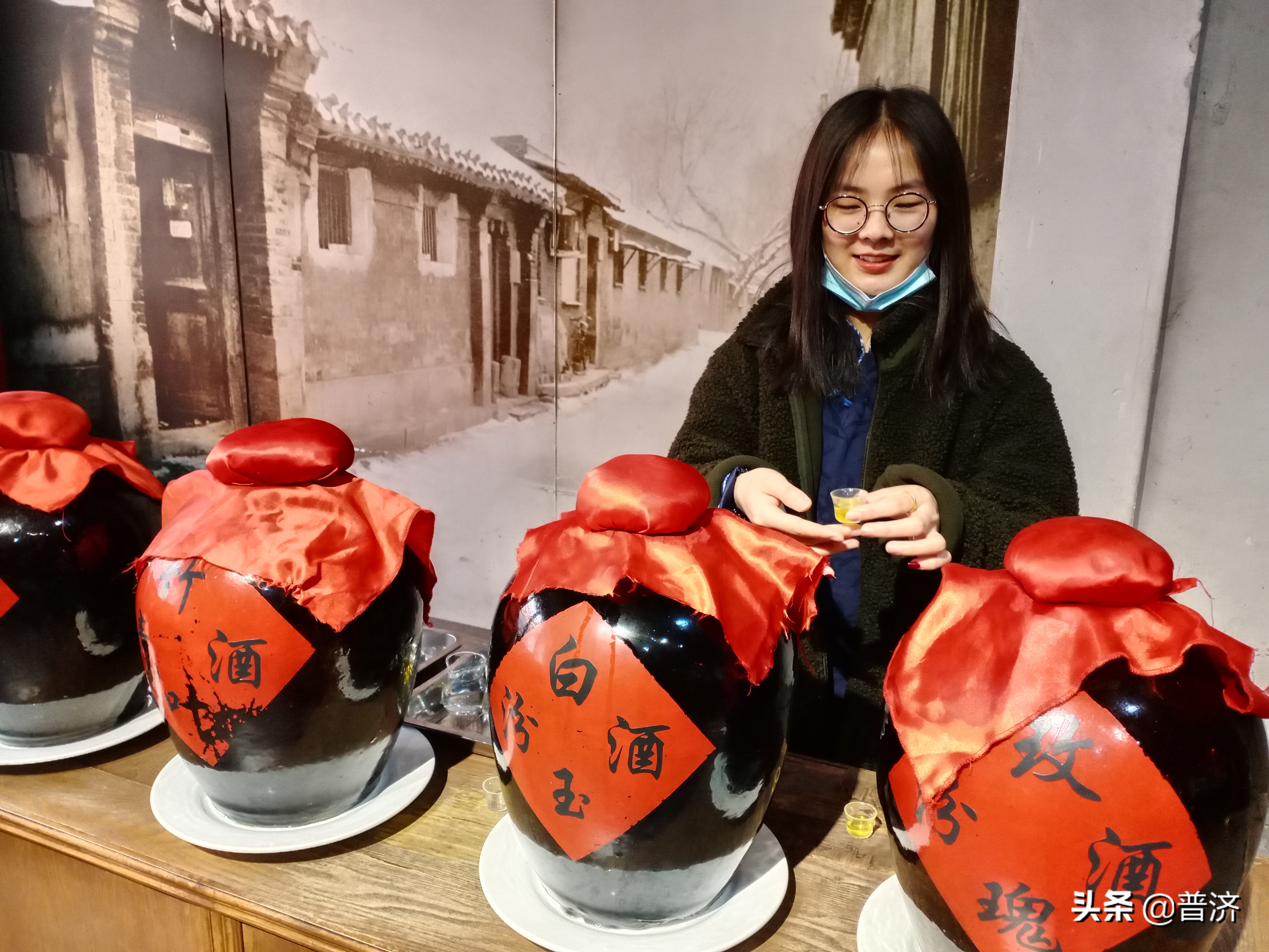 过年要喝什么酒？囤货、送礼、自喝各不同，少花钱买好酒才是王道