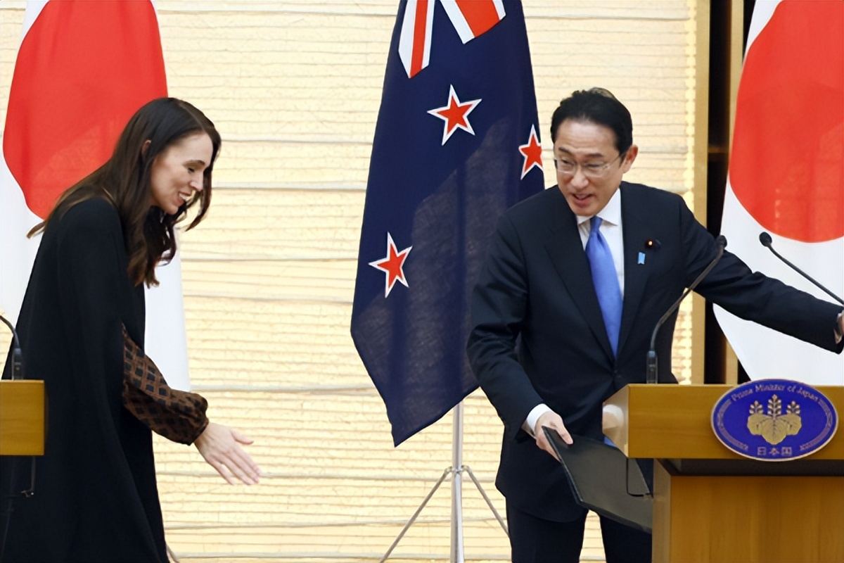 ǩЭܵձ̨Ϻ㵺̸һȦ