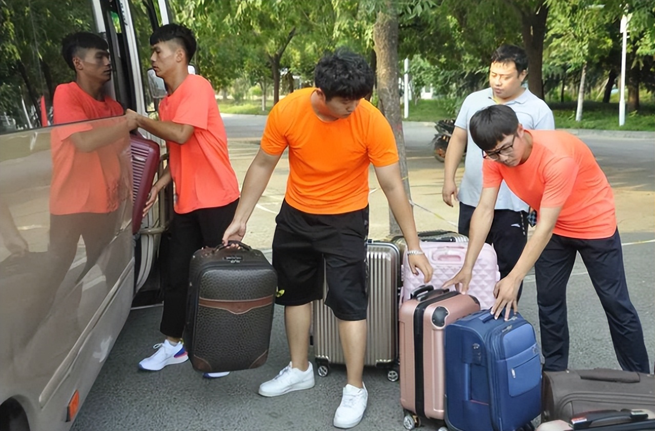 过来人走心分享，省内上大学和省外上大学区别很大，考生要了解