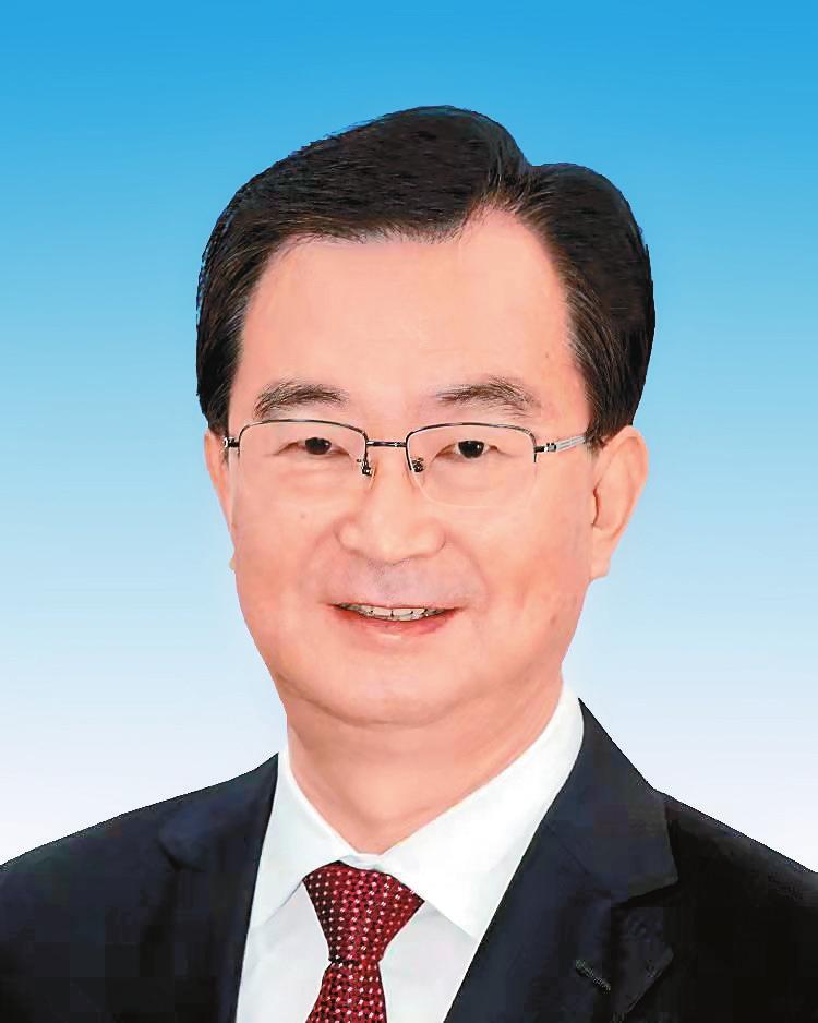 省委书记阮成发，政治局委员、副省长王予波等。
