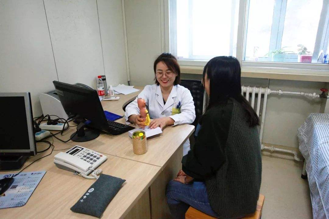 肛门周围瘙痒是怎么回事？并非都是痔疮，这4个方面也应重视起来