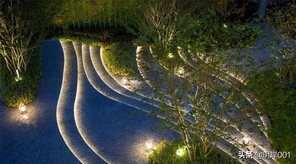 明岸：景观中曲线的应用