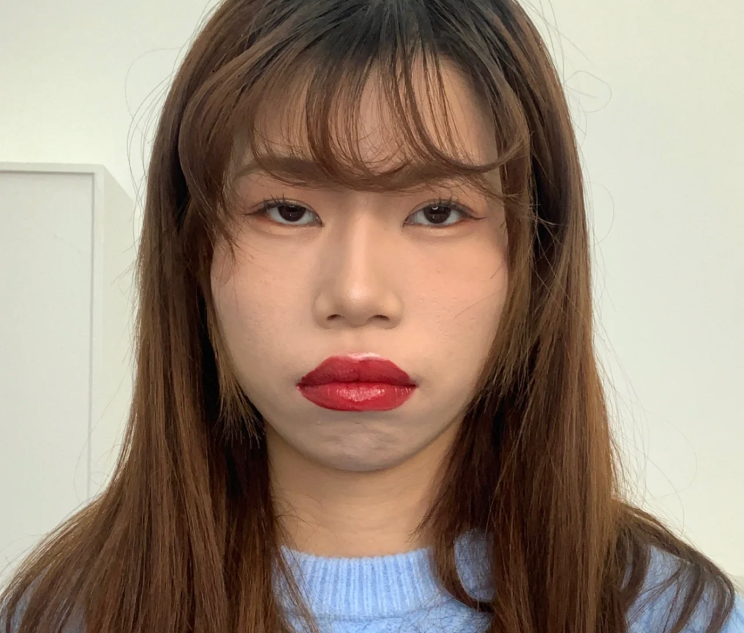 鞠婧祎又来造福美妆界了！素人撞脸刘亦菲，气质却差了十万八千里