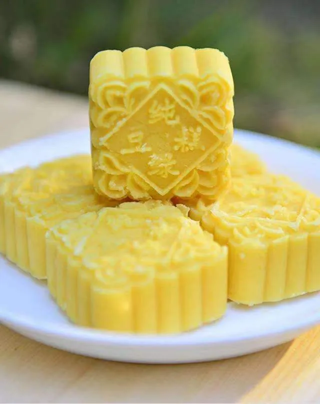 哪里产的绿豆做绿豆糕最好(为何人们喜欢用绿豆加工食品？绿豆饼、绿豆糕、绿豆酥哪一个)
