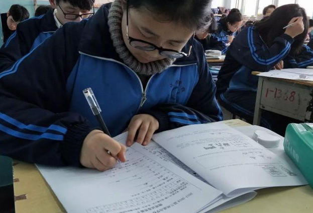 取消中考有望了？初中生表示万分欢喜，家长们的意见却不统一