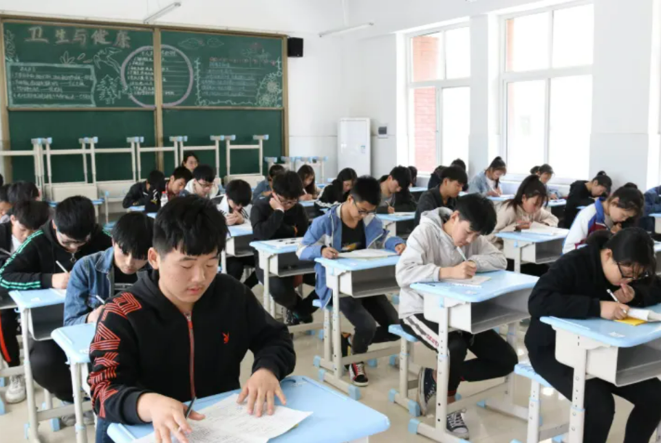 中考要变天了？2024年实现省级“统一命题”，严禁出现高中内容