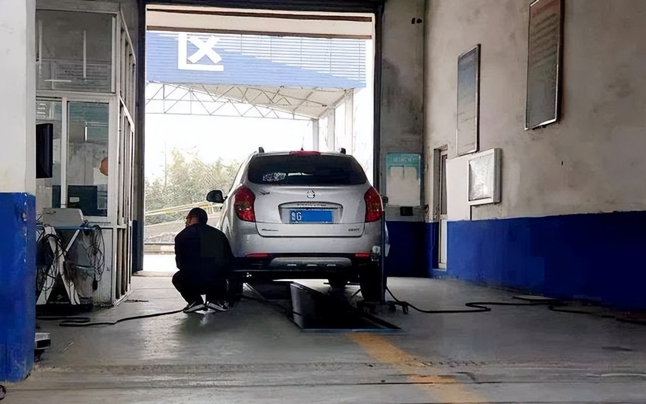 私家车取消15年强制报废，新规定更加残酷，广大车友提前做好准备