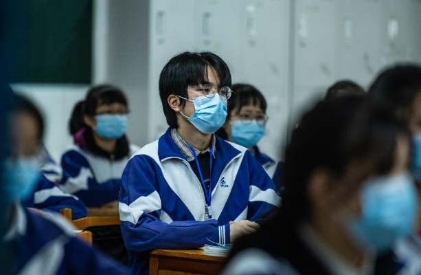 到了高三下学期才明白，补课和不补课的差距，幸好自己选对了