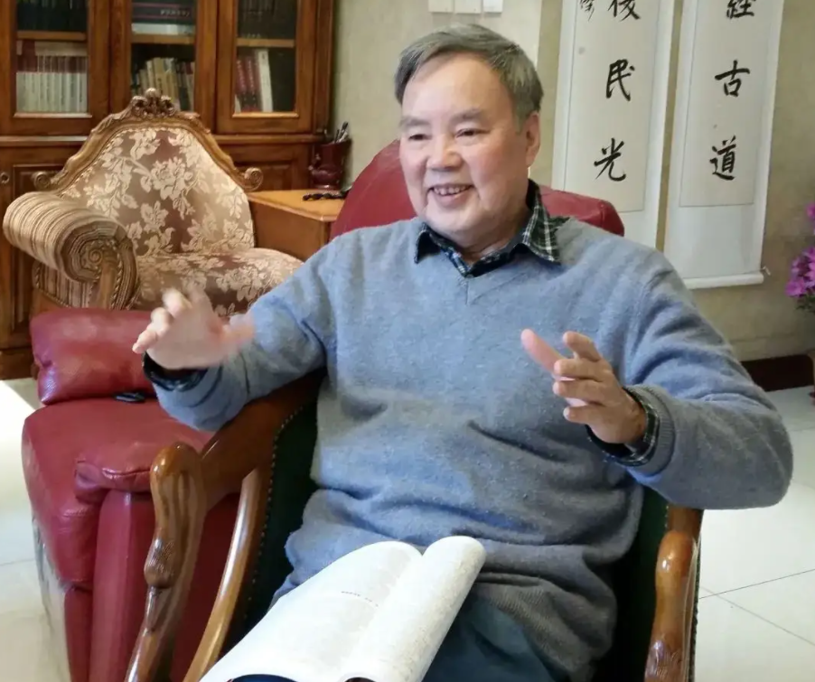 阿来接受采访，谈文章被选入高考阅读理解，直言：“我也不会”