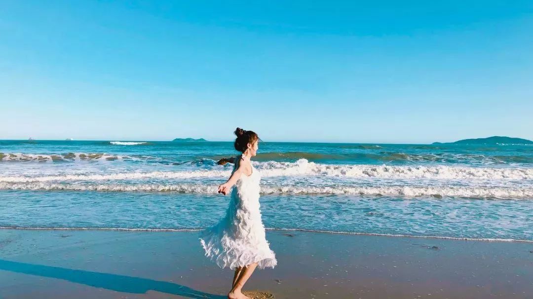 有哪些地方适合一个人旅行的地方(有哪些地方适合一个人旅行的地方英语)