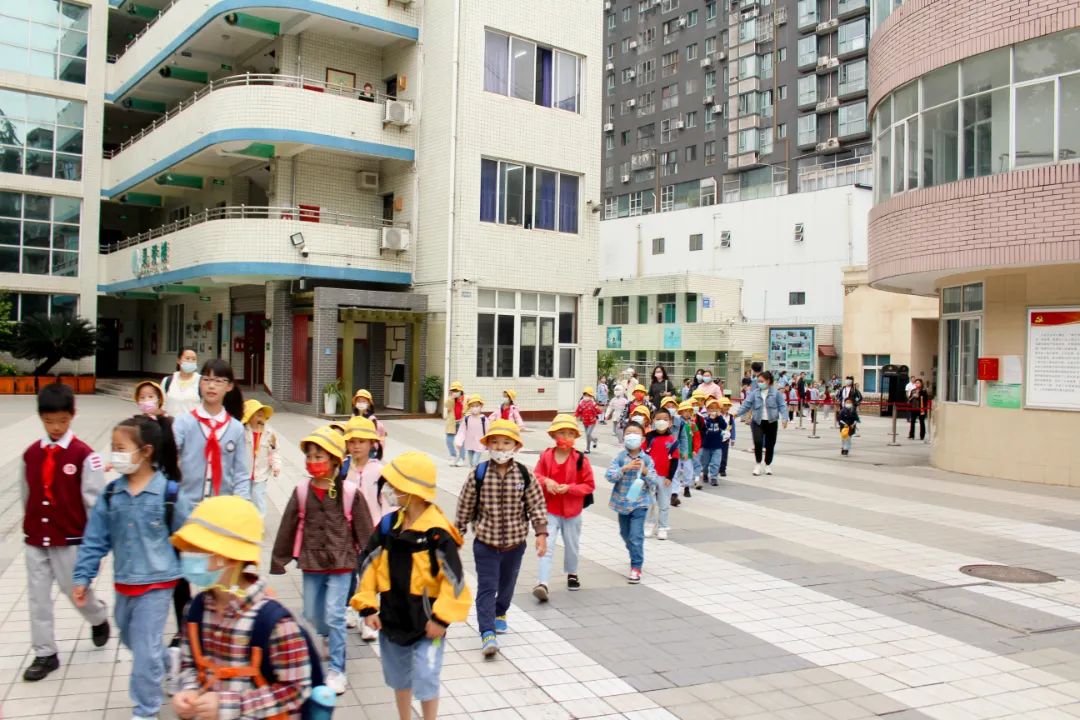 快乐衔接 共赴美好｜华阳实验小学积极认真做好科学幼小衔接活动