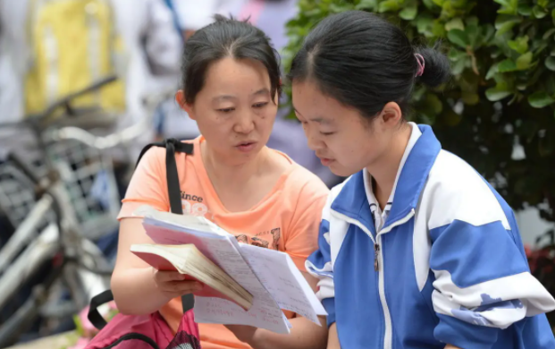 湖北4所高校害人不浅，毕业证书如同废纸，已被官方下场点名