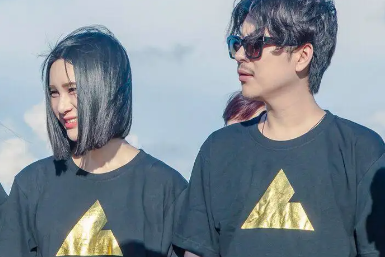 那些当老板的明星：玲花丈夫骂旗下艺人丑，冯小刚公司被起诉