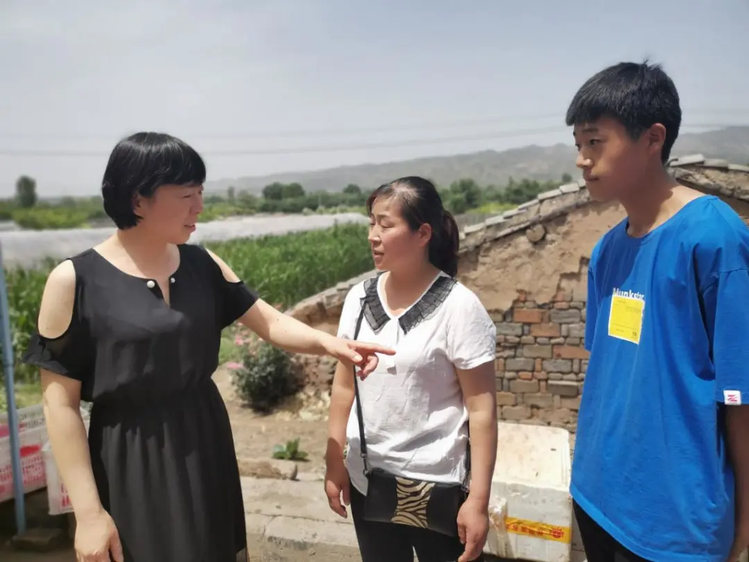 中职班主任寄语：与学生谈心