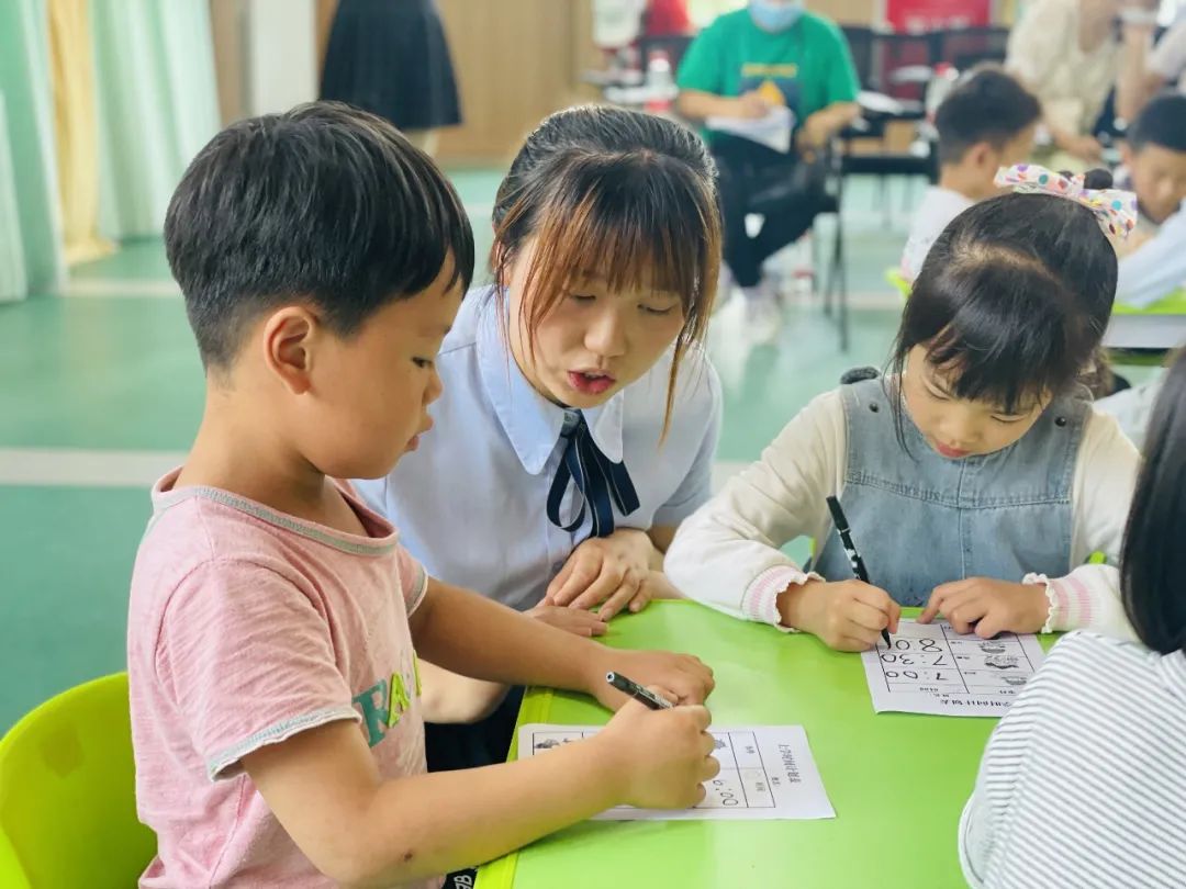 天府新区籍田片区小学和幼儿园老师们携手开展联合教研活动