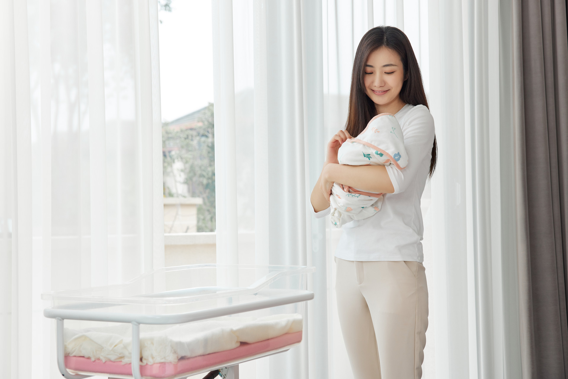 夏天产后坐月子,5个误区要避开,不然产妇恢复慢孩子也遭罪