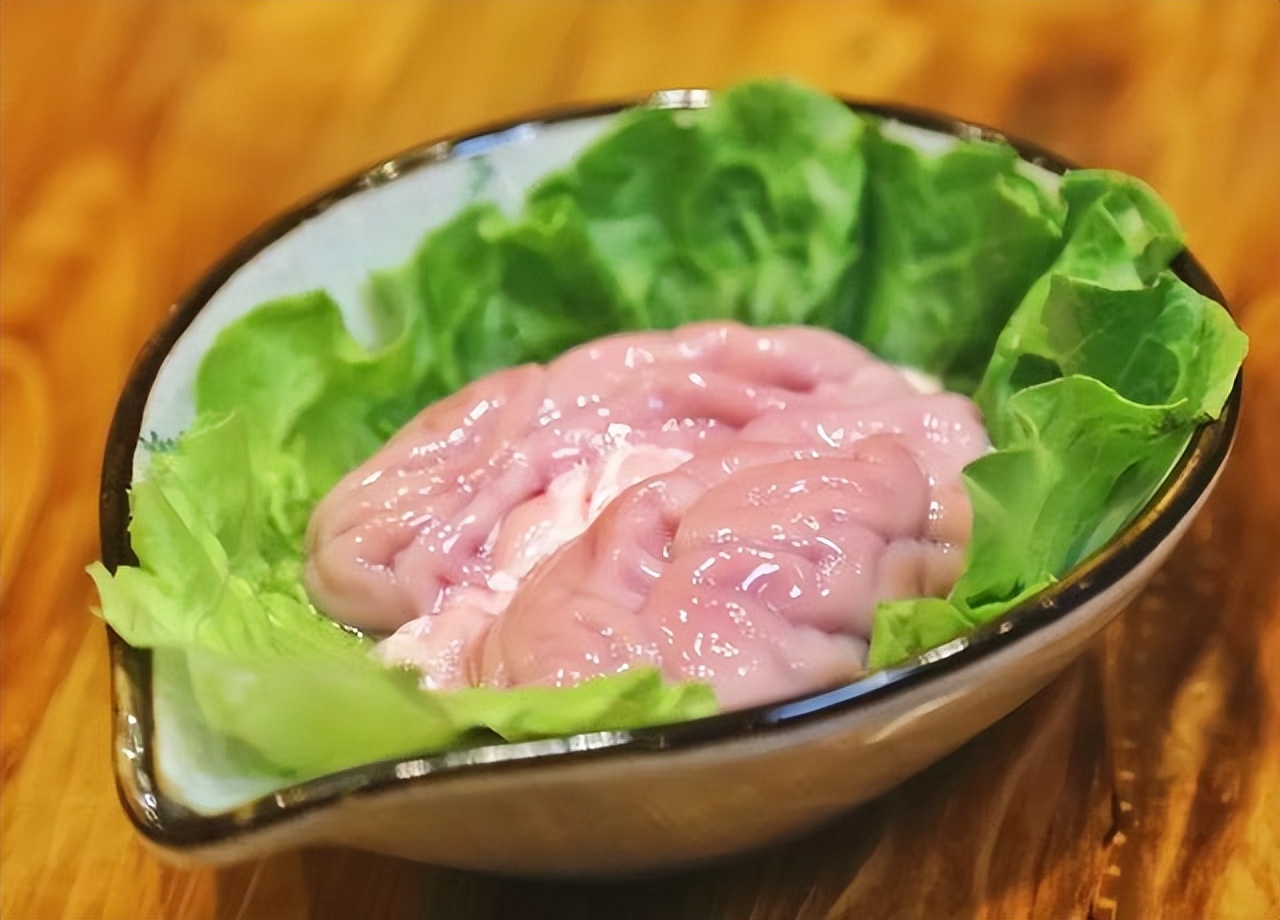 猪身上的这几个部位,看似美味,实则吃多了可能不利于身体健康