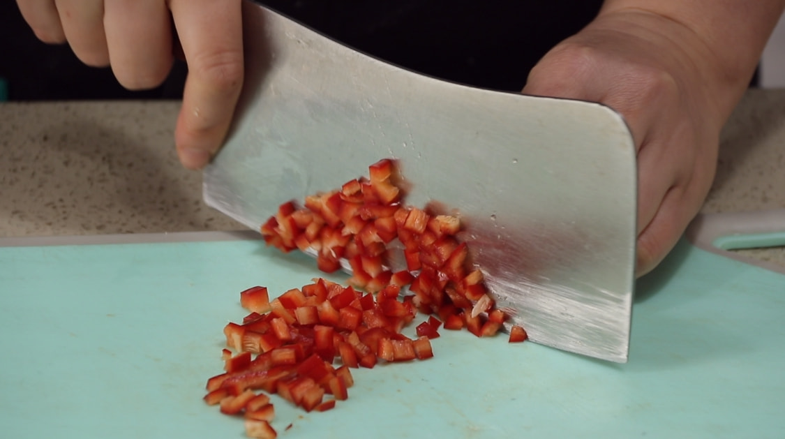 春天，遇到这鱼别手软，刺少肉多，这样做后蒜香味十足