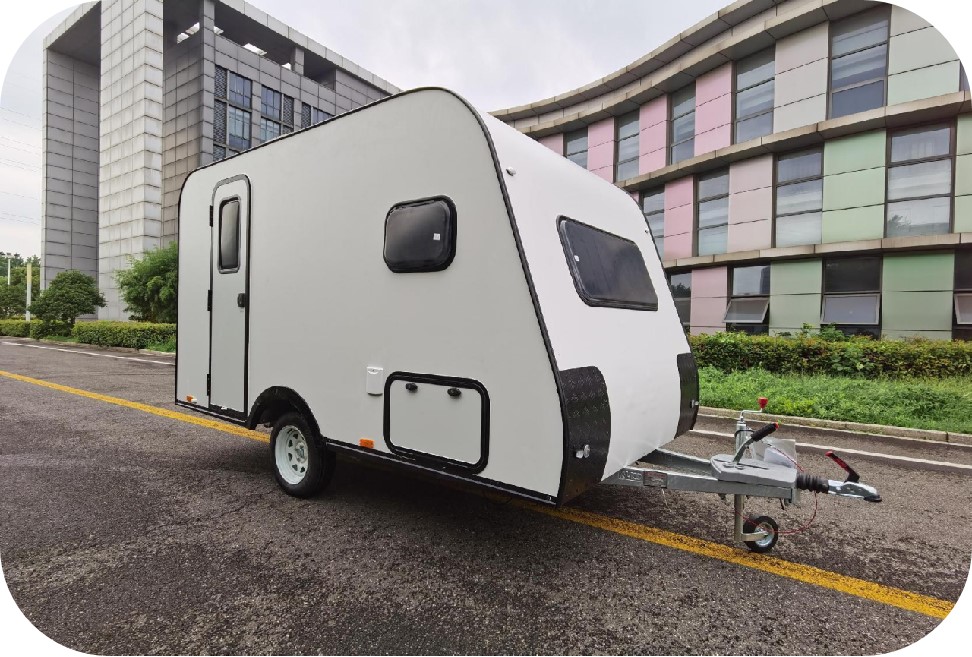 爱科底盘,技术成熟,不到10万就能开回家的天晟拖挂房车