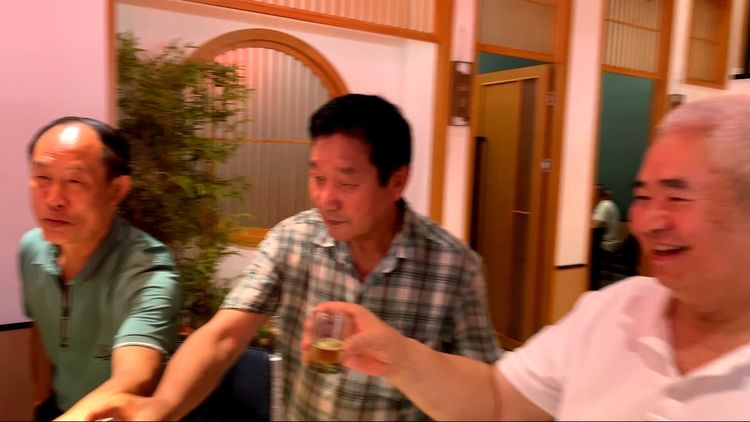 几载铁兵集蓉城，一朵绿花续军魂。 美篇制作：张淑芬