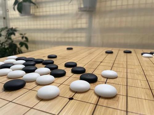 围棋胜负判定(围棋入门者的干货：如何快速计算围棋的胜负)