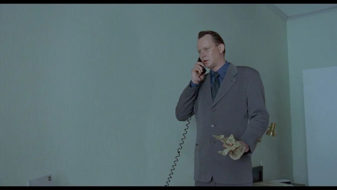 豆瓣7.3，诺兰版《失眠症》