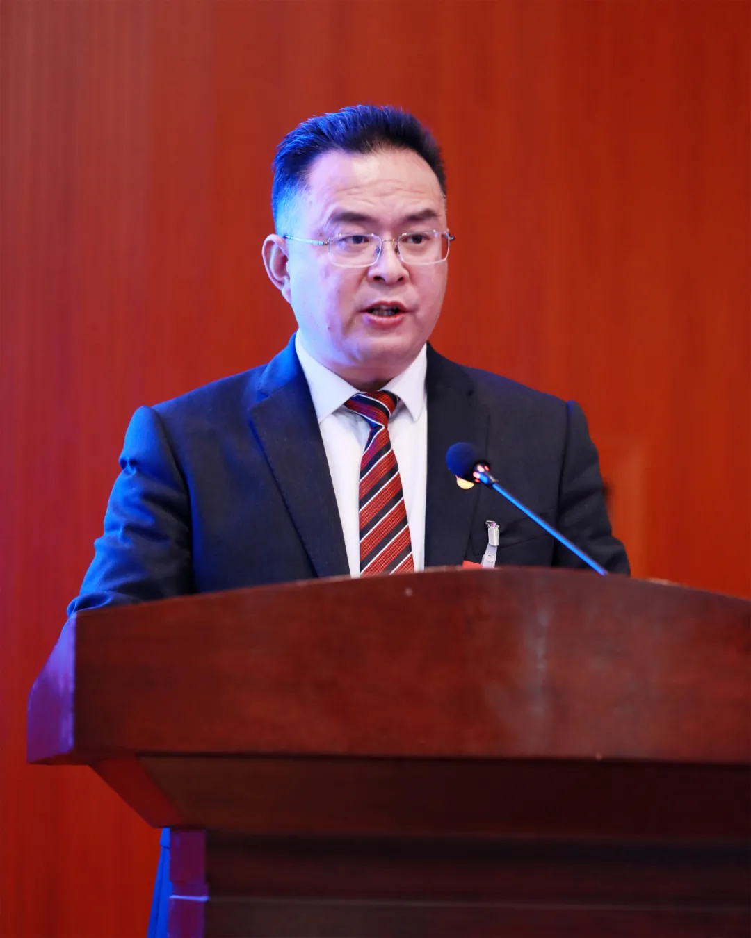 屏山县第十七届人民代表大会第一次会议胜利闭幕