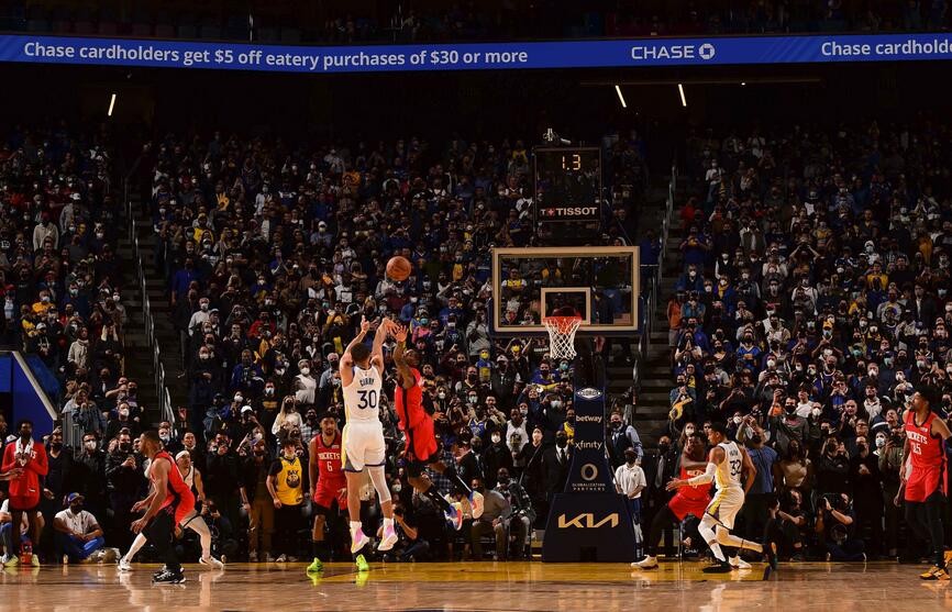 篮网15分大胜，快船24分大逆转，勇士2分绝杀火箭，NBA最新排名