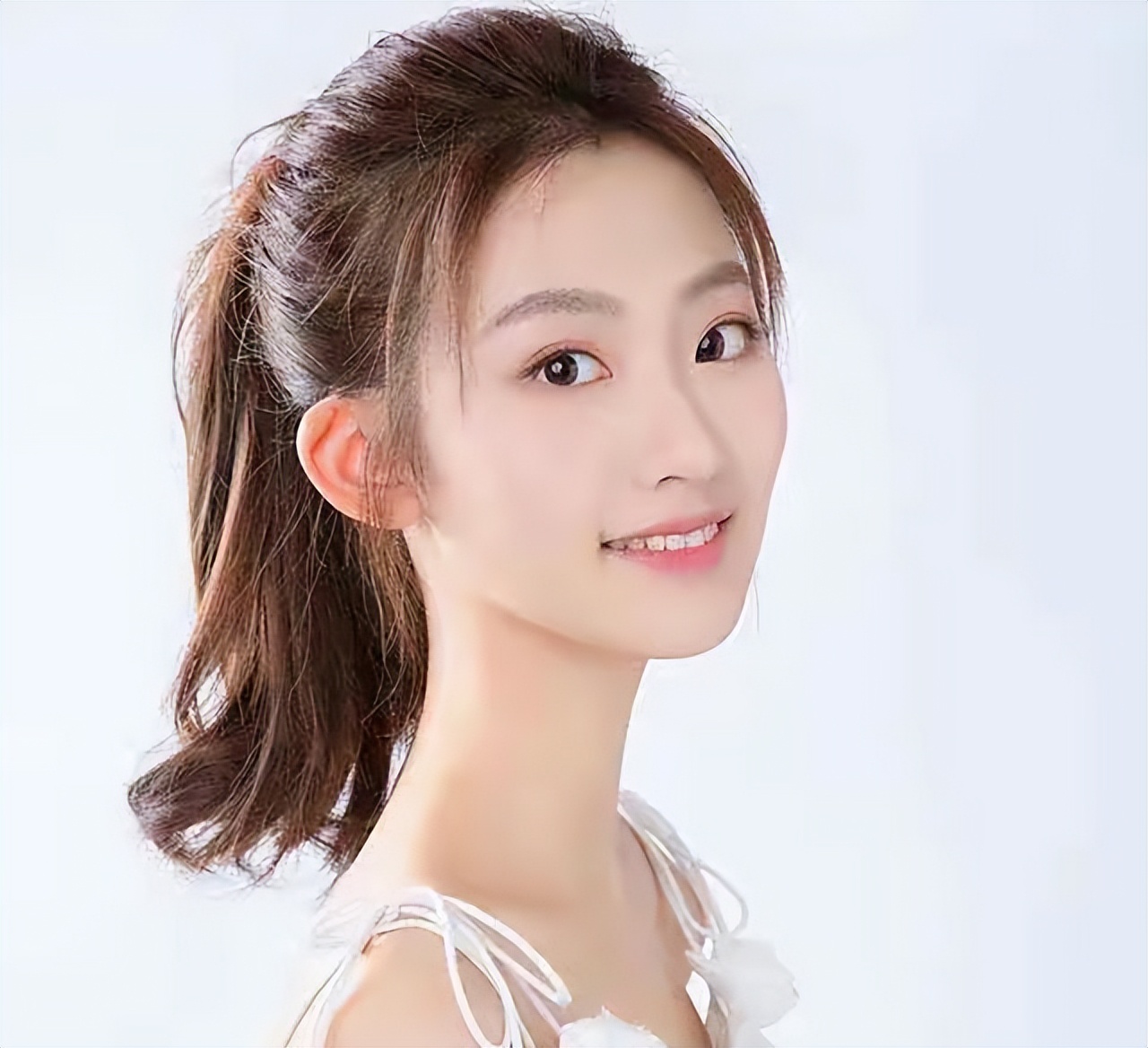 《仙剑》翻拍，又是一部打脑壳的选角，这次拜月教主完胜