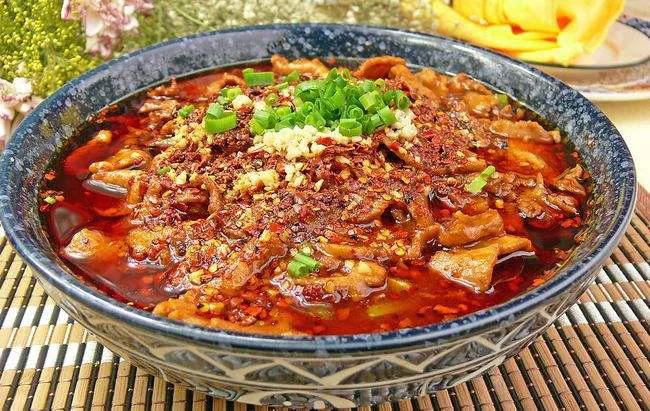 四川最出名的“10大名菜”，清鲜醇浓，麻辣辛香，看你吃过几种？