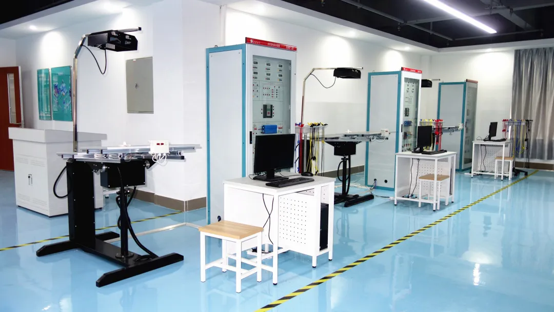 2022萌新必备攻略 | 带你畅游广州华立科技职业学院云浮校区