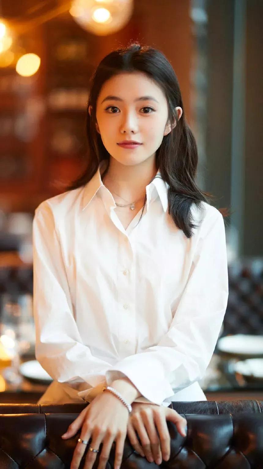 黑龙江王珞丹,王丽坤.赤峰名不见经传的地方居然出了两位大美