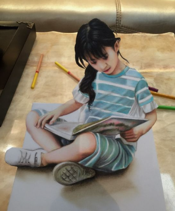 女孩一年级成绩一般，四年级逆袭成学霸，小学开始读古文有多重要