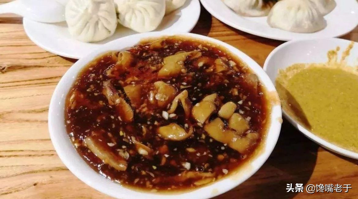 在北京饭店吃饭，这8道菜必点，全是京帮菜精髓，老板:这是老北京