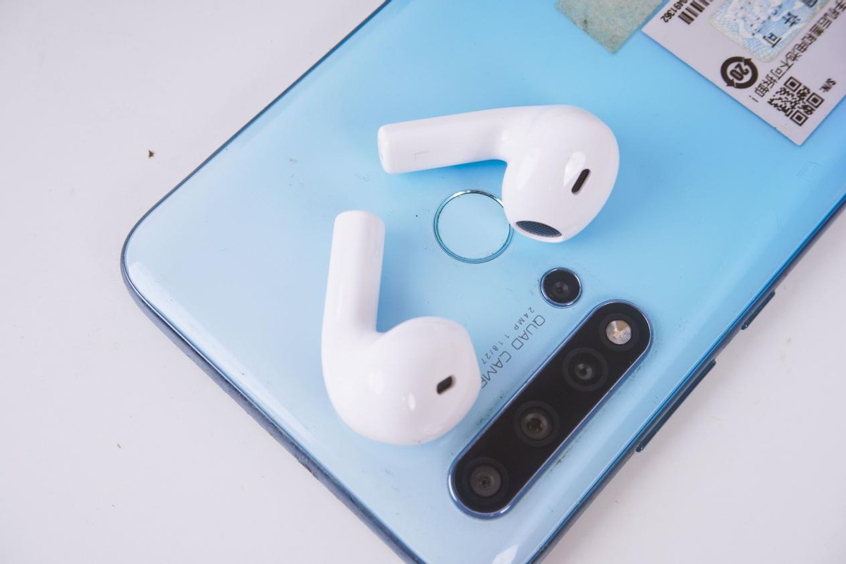 高考学子们的最佳听歌好物—QCY AilyPods蓝牙耳机