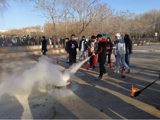 沈阳职业技术学院开展消防培训演练活动