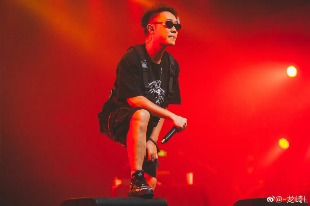 除了贝贝以外,还有哪些知名rapper从没发过专辑?