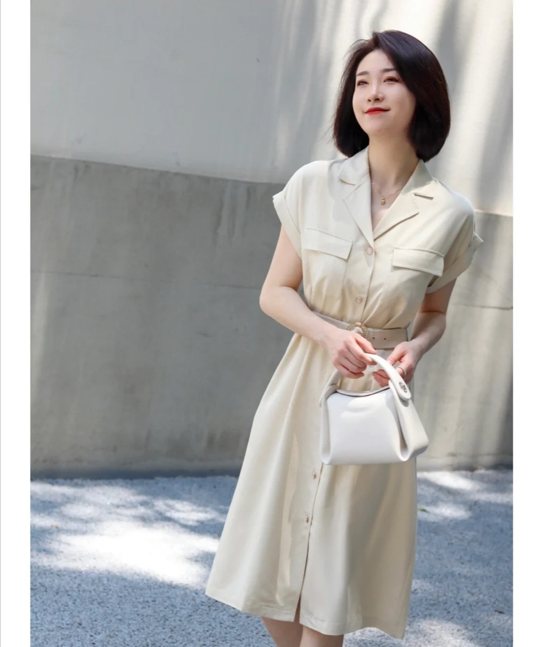 小清新夏日优雅穿搭来袭，简约随意又时尚，清凉可人更显女神范