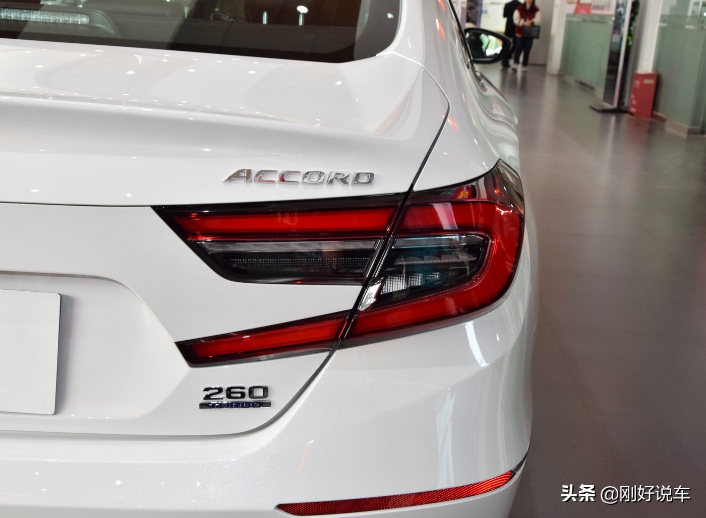 2022款雅阁9款车型怎么选，买1.5T还是2.0L混动？