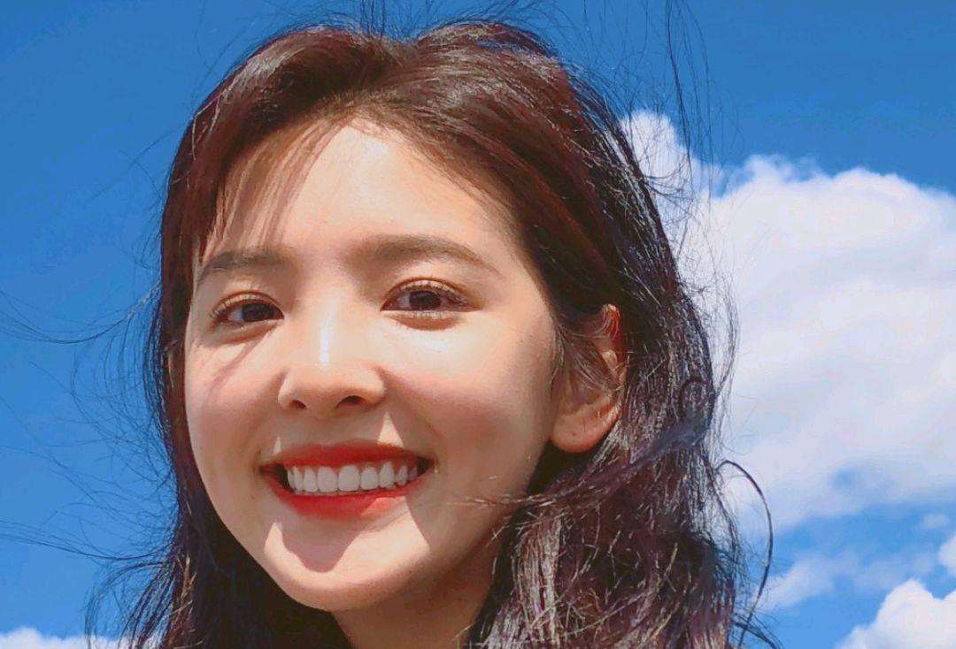 十个校花九个不得志？因美貌成名的她们：吴倩离婚，章泽天被嘲讽