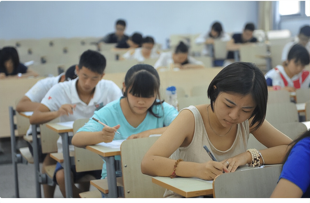 大学四年期间，这个时候“四级”最好考，看你选对时间节点了吗？