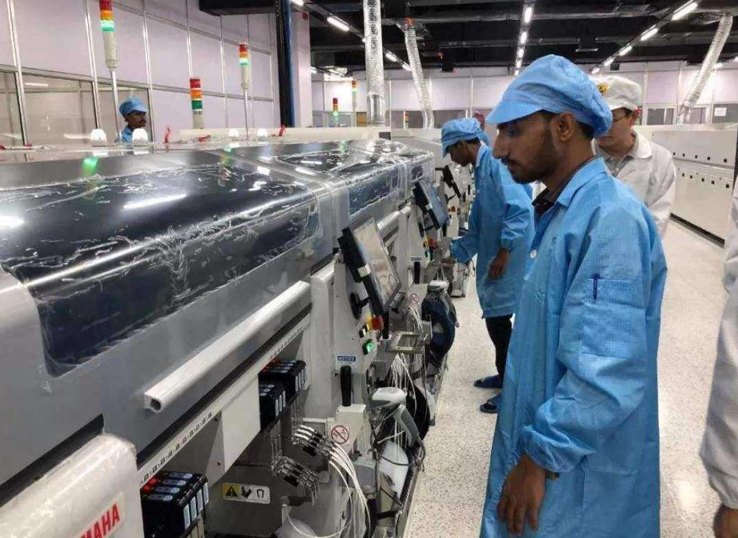 苹果生产线开始离开中国，迁到越南？越南制造会和抢中国饭碗吗？
