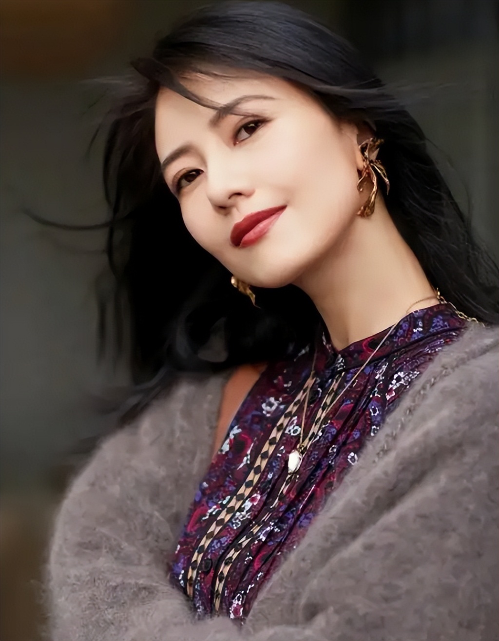 11年后再回顾高圆圆，遇到“真命天子”前，她究竟付出了多少？