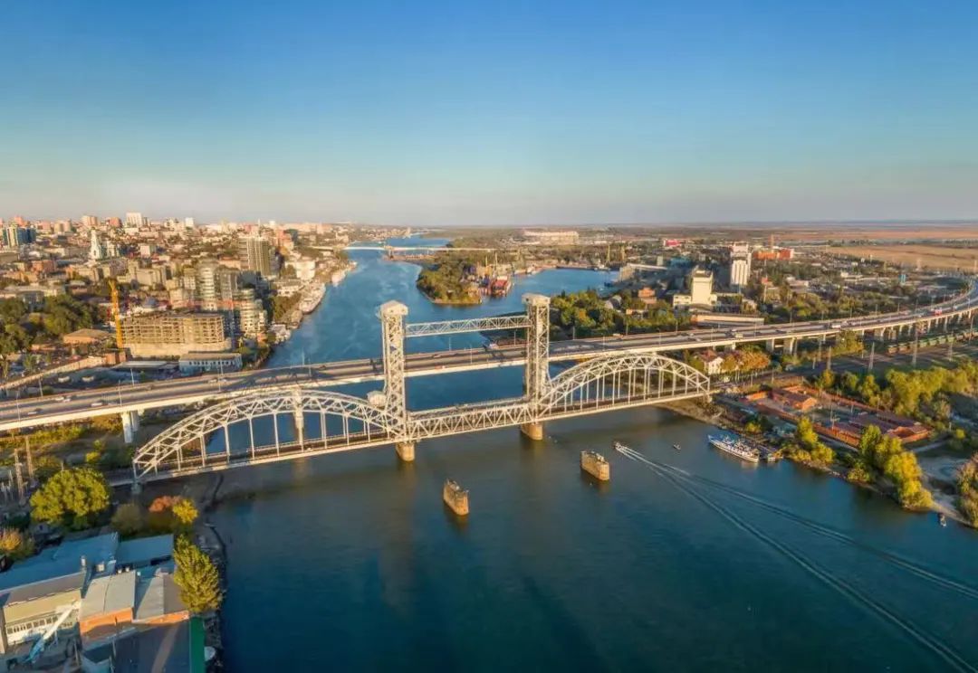 俄罗斯最大的州之一——顿河河畔罗斯托夫(俄语)