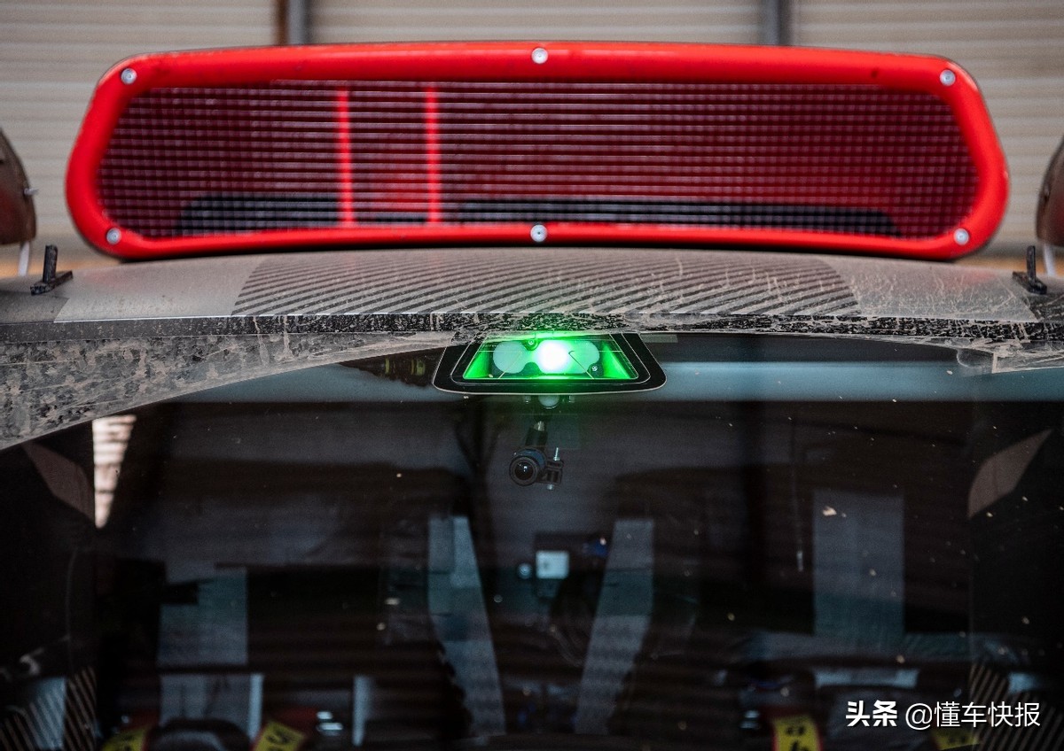 奥迪RS Q e-tron电动赛车，达喀尔出色战绩背后有何硬实力？